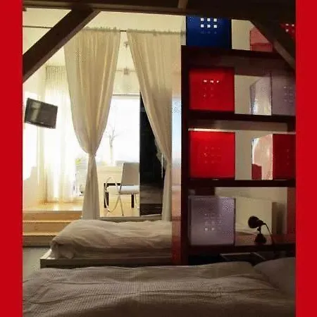 Hotel / Lago Crans-Montana